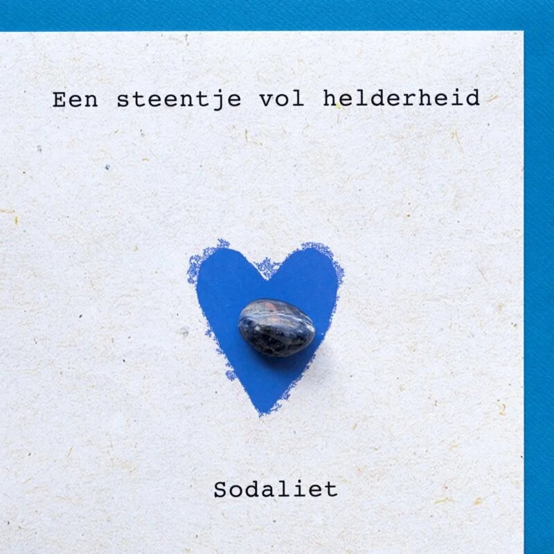 A pebble full of clarity (Sodalite)